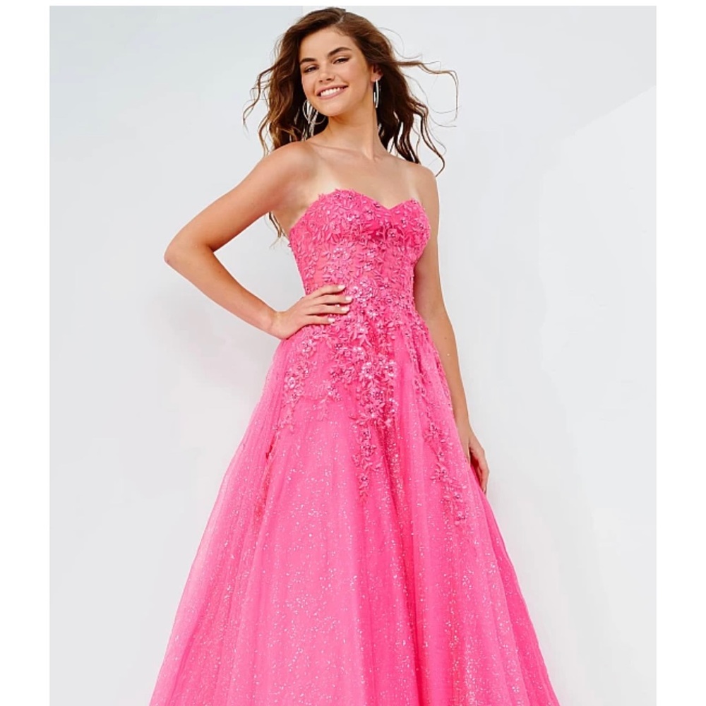 Jovani Fuchsia strapless embroidered ballgown. Size 0. Never worn. Tags on.